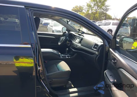 2017 Toyota Highlander Le из США, поврежденный, VIN 5TDBZRFH6HS409371